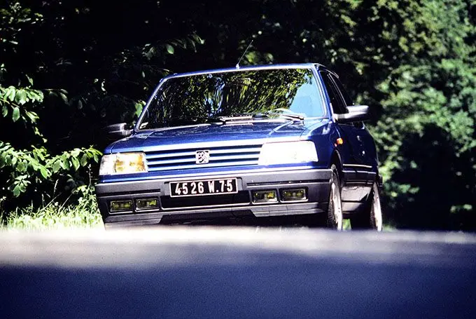 Peugeot 306