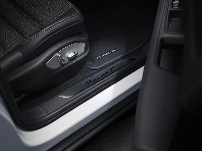 De nieuwe Porsche Macan T 6