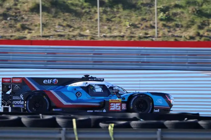 Alpine_nieuwe_livery_2022 4