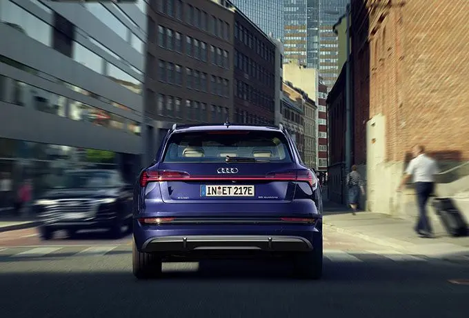 Audi E-tron