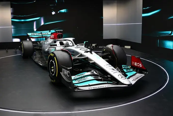 Mercedes W13