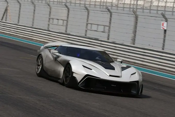 Veloqx-Fangio-Yas-Marina 4