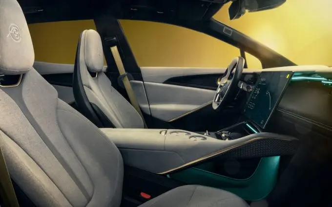 Lotus Eletre 7