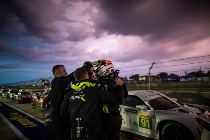 12H Sebring FIA World Endurance Championship 2022 Aston Martin 9 NorthWest crew viert de overwinning