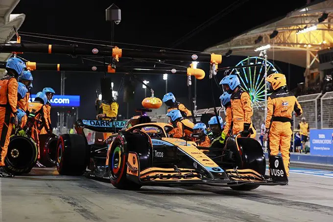 Pitstop McLaren