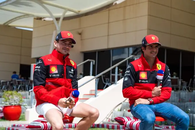 Charles Leclerc en Carlos Sainz GP Bahrain 2022