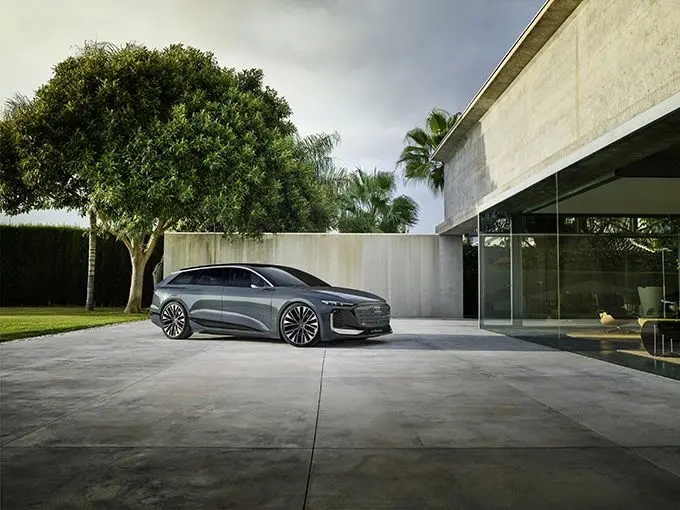 Audi A6 side