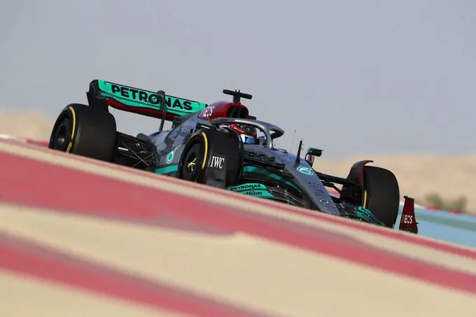 Mercedes W13 sidepods