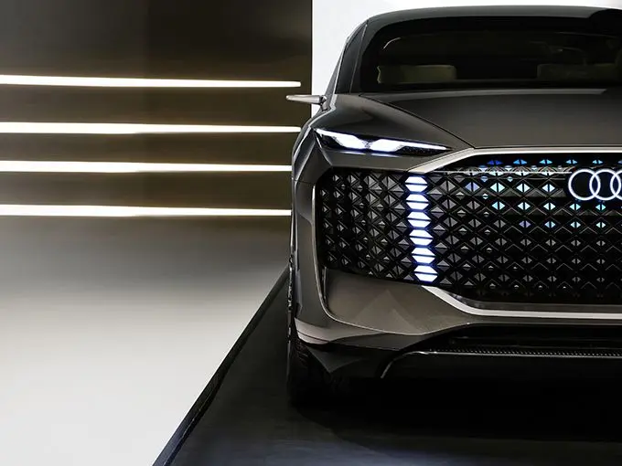 Audi light front