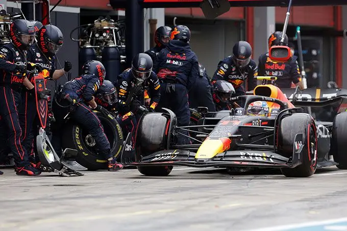 RB18