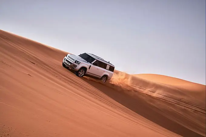land Rover Defender 130