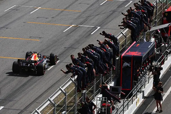 Max_winnaar_GP_Spanje