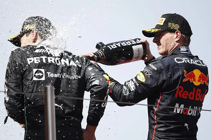 George Russell en Max Verstappen