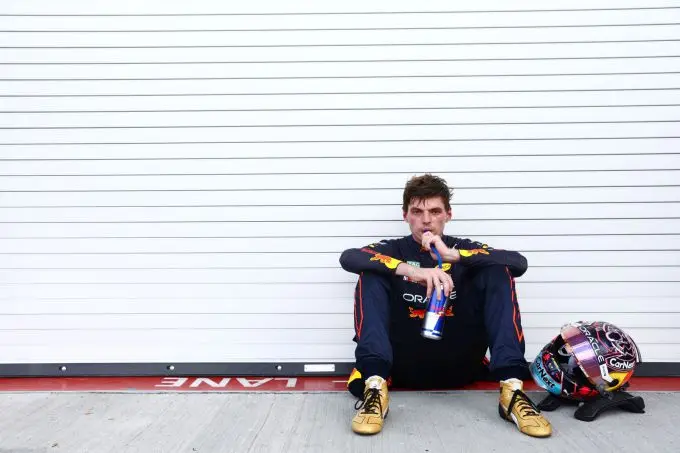 Max_Verstappen_versleten_GP_Miami