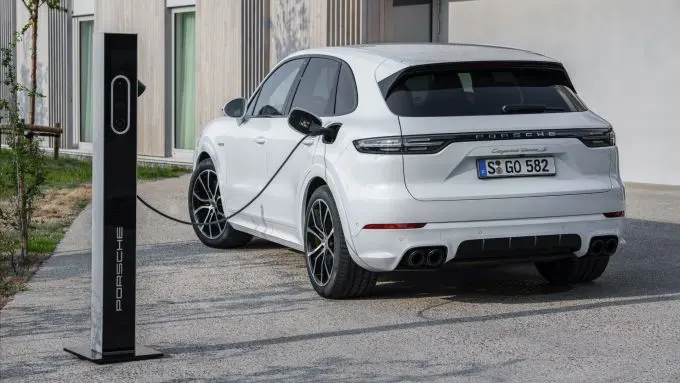 Porsche Cayenne de derde Porsche 6