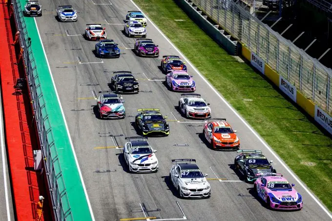 DTM Trophy Imola 2022 startveld