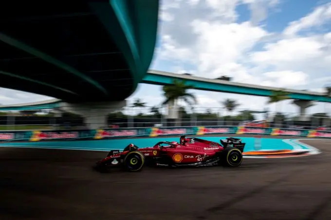 Charles_Leclerc_actie_Miami