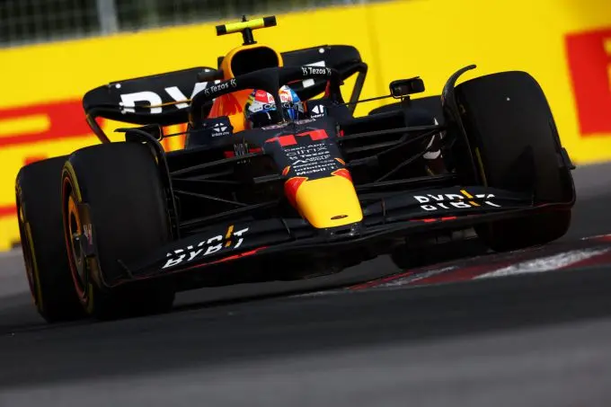 Max_Verstappen_front_GP_Canada