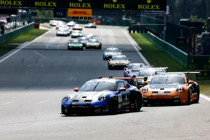 Porsche Mobil 1 Supercup. Op het Circuit de Spa-Francorchamps L_Heinrich_voor_L_ten_Voorde