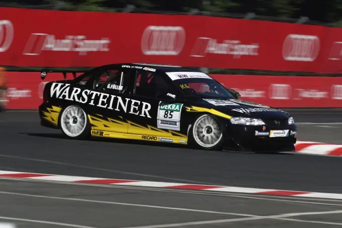 Gerhard_FYller_in_de_Opel_Vectra