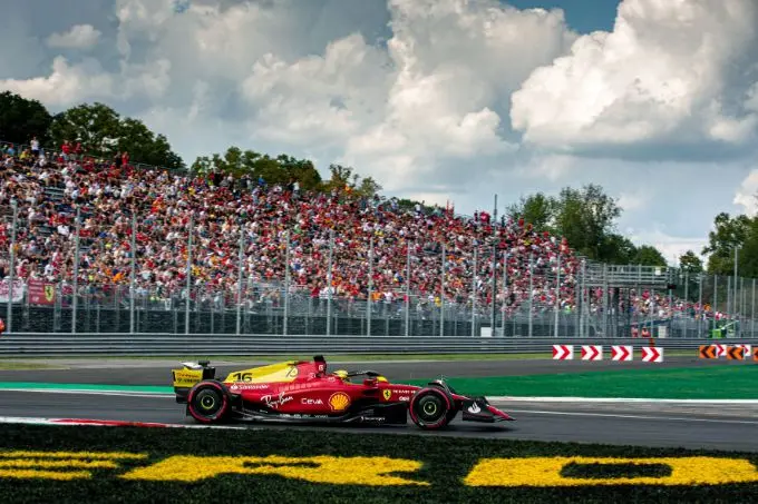 Ferrari @ Monza Italian Grand Prix 2022 Charles_Lecler_chicane