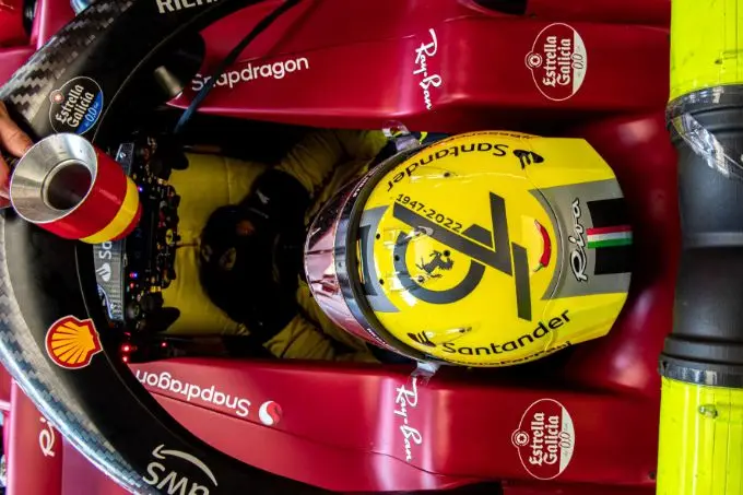 Ferrari @ Monza Italian Grand Prix 2022 75 years bovenzicht