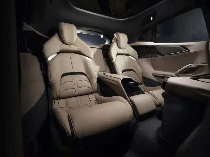 Ferrari_Purosangue_5 rear seats