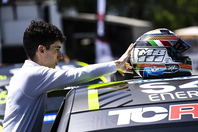 Comtoyou Racing