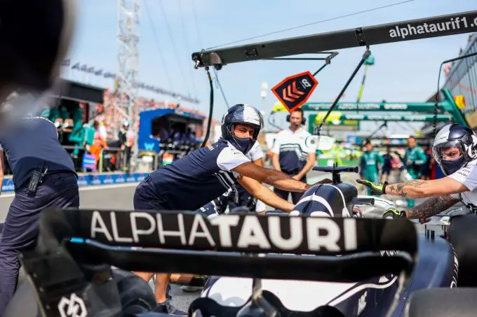 Alpha_Tauri_pitstop Heineken F1 Dutch GP 2022