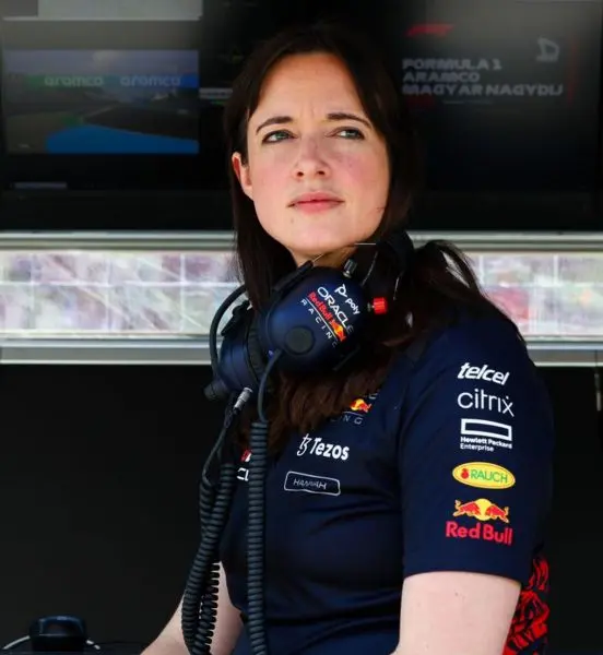 Hannah_Schmitz_the_head_of_Redbulls_strategy_team