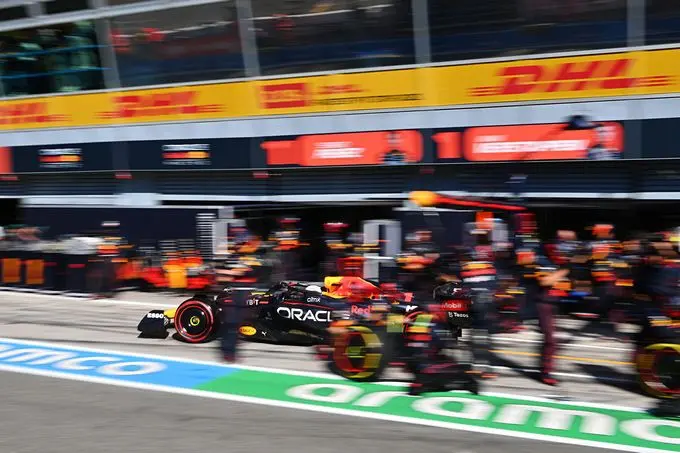 Max Verstappen pitstop