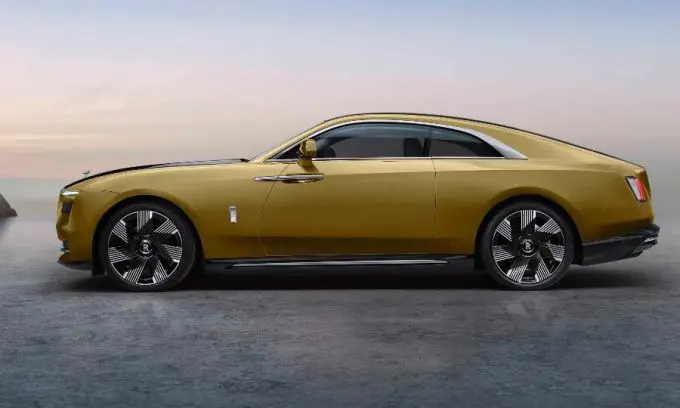 Rolls-Royce Spectre-coupé 100% elektrisch foto 2
