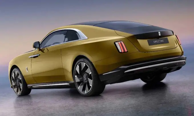 Rolls-Royce Spectre-coupé 100% elektrisch foto 3