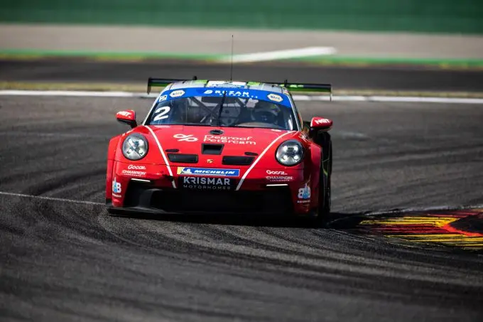 Porsche_Endurance_Trophy_Benelux actie front