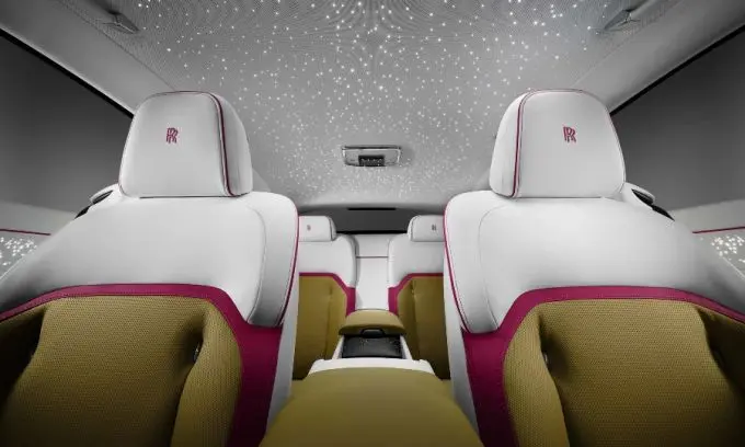 Rolls-Royce Spectre-coupé 100% elektrisch foto 7