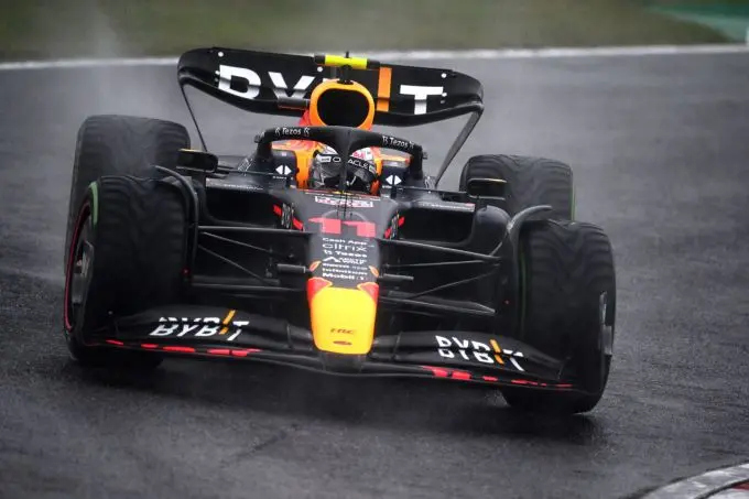Sergio_Perez_actie_front