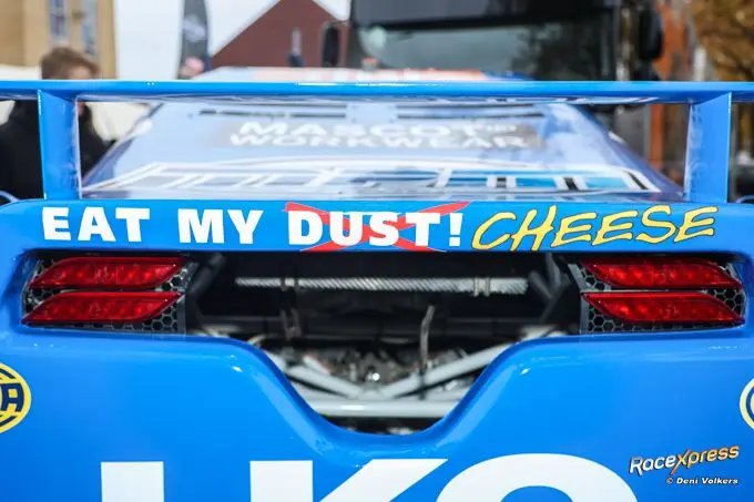 The Desert Lion 5 rear