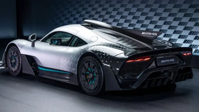 Mercedes_Project_ONE_hypercar 6