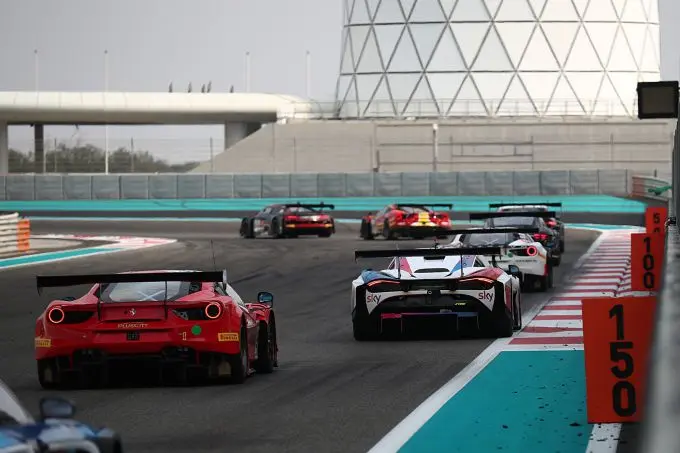 Gulf_12_Hours_startveld_van_achteren
