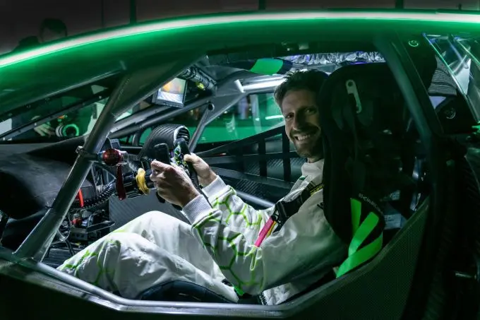 Lamborghini Squadra Corse Romain Grosjean foto 2