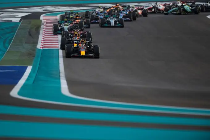 Max_Verstappen_dominant_2022 F1 Red Bull