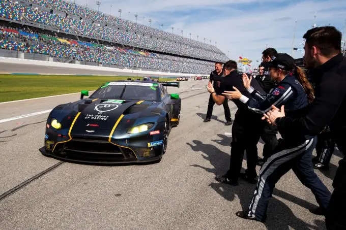 24H Daytona 2023 applaus winning shot