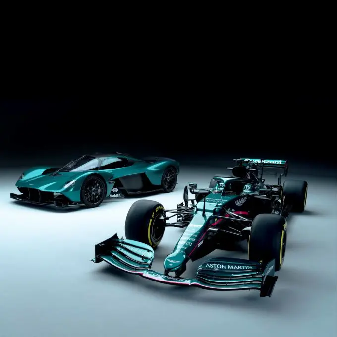 Aston Martin Valkyrie 12