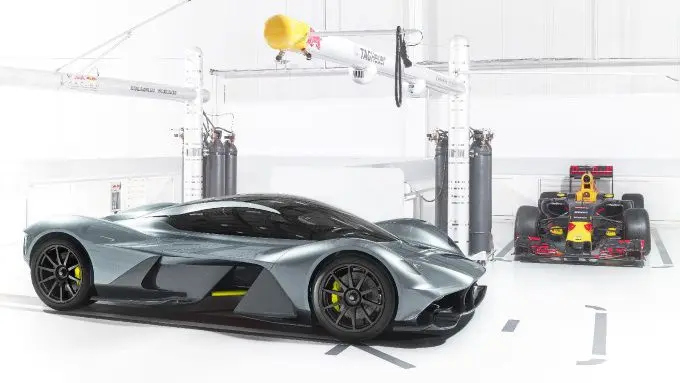Aston Martin Valkyrie 8
