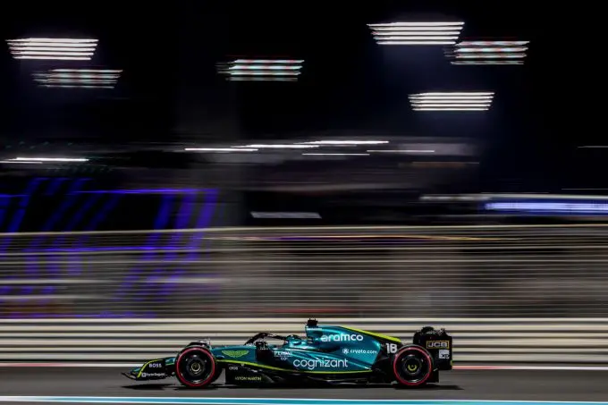 Aston Martin op weg naar de top 9