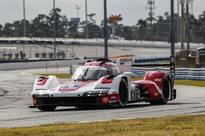 Rolex 24H Daytona Porsche actie