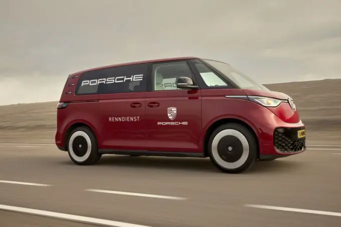 Volkswagen ID. Buzz en de Porsche Renndienst Volkswagen-bus foto 8