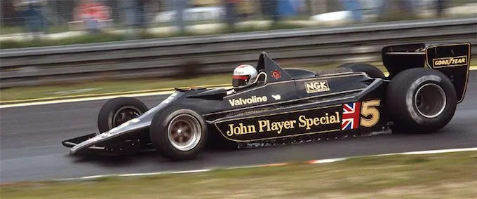 Mario_Andretti_F1_World_Champion_1978_with_Lotus