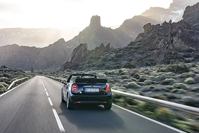 Mini Cooper SE Cabriolet