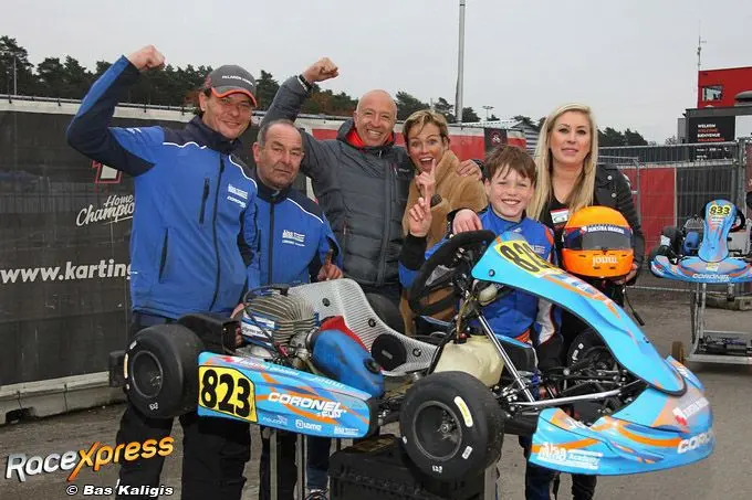Tom Coronel zoon Rocco kampioen Mini GK4 met  